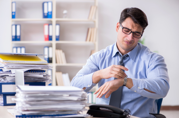 When Should You Call a Handyman Instead of Doing It Yourself?